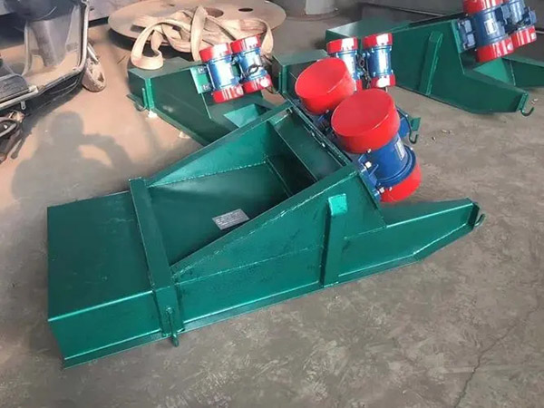 振動篩專用振動電機(jī)